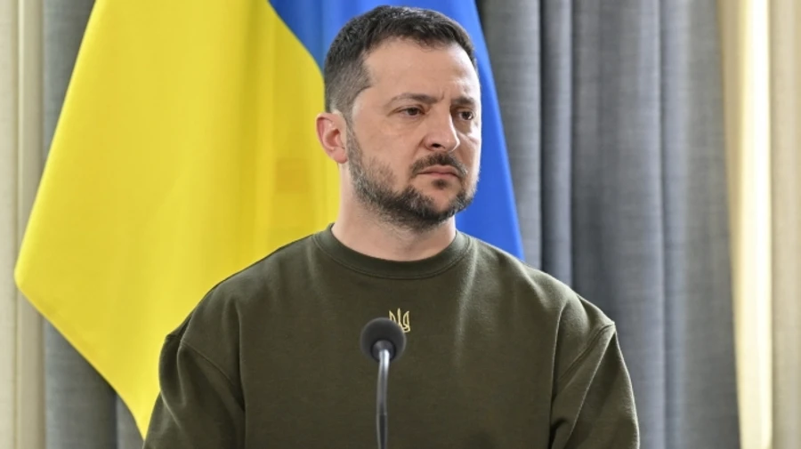 Zelenskyy wants to discuss security guarantees within minerals deal with Trump