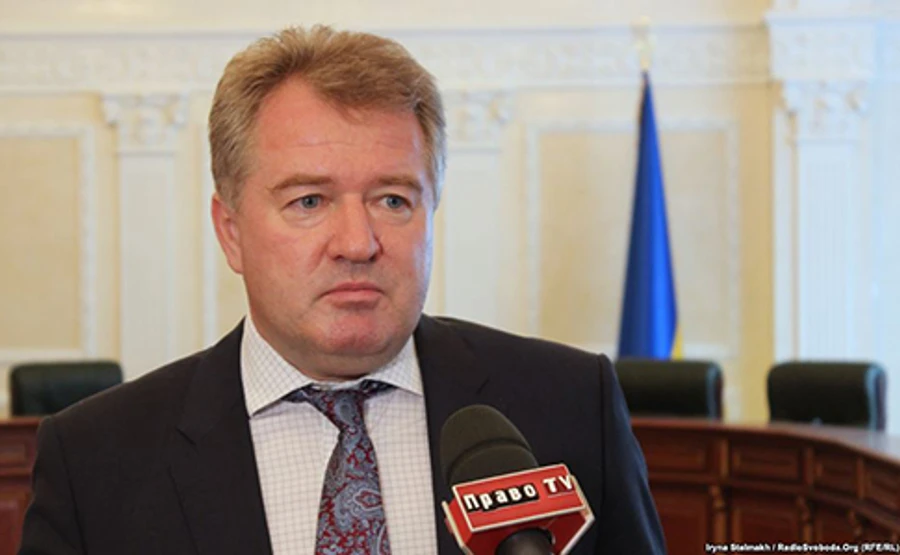 Між активістами та головою ВРП Бенедисюком стався конфлікт, він застосував зброю