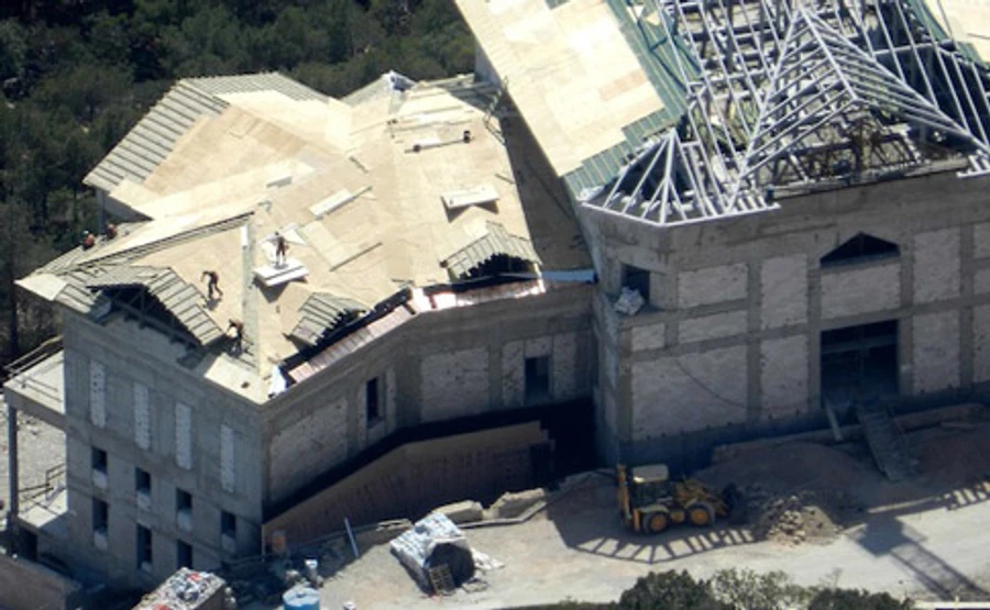 ЗМІ: Палац Януковича в Криму передадуть управсправами Путіна