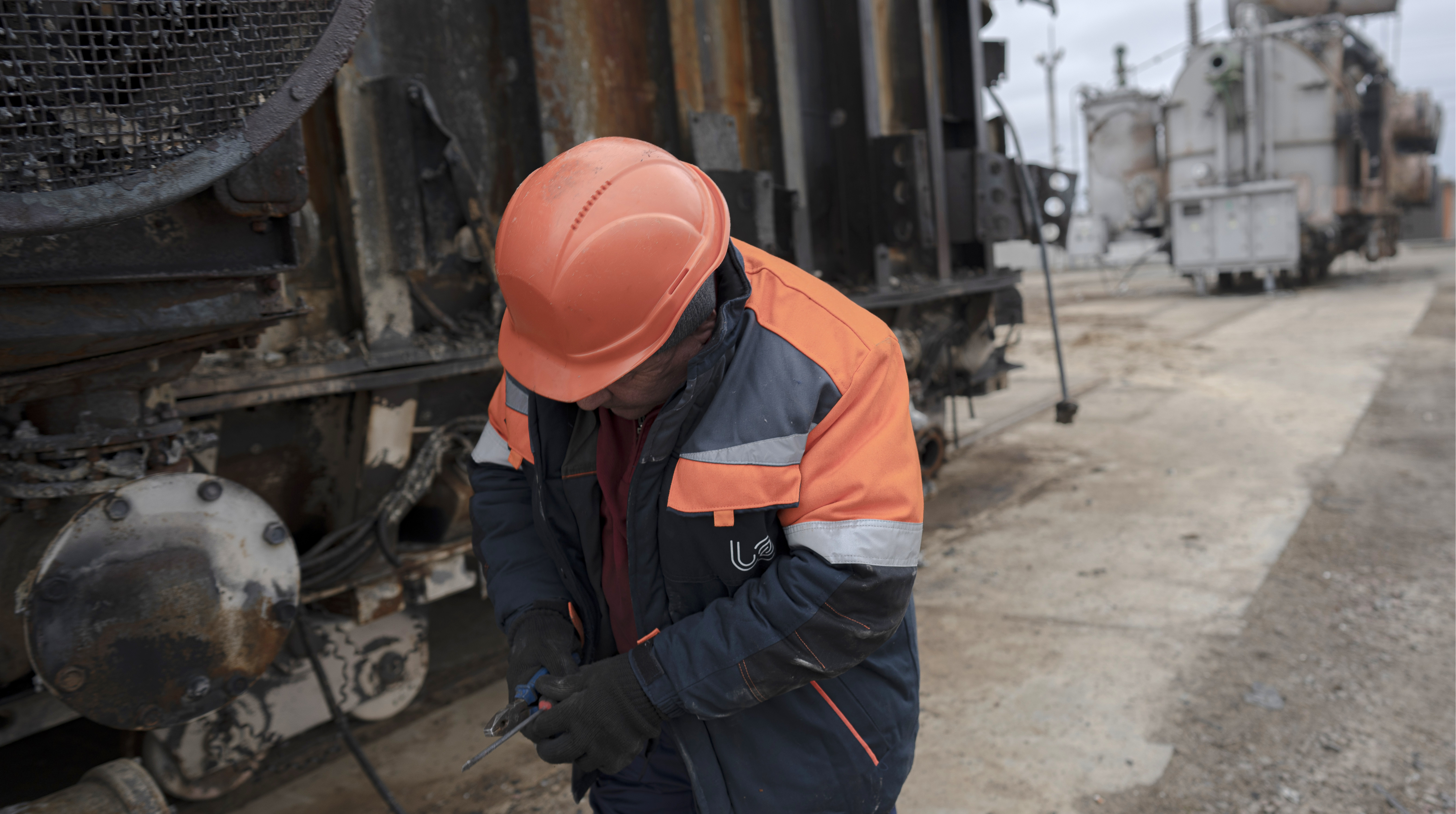 Power restored to Kyiv's left bank