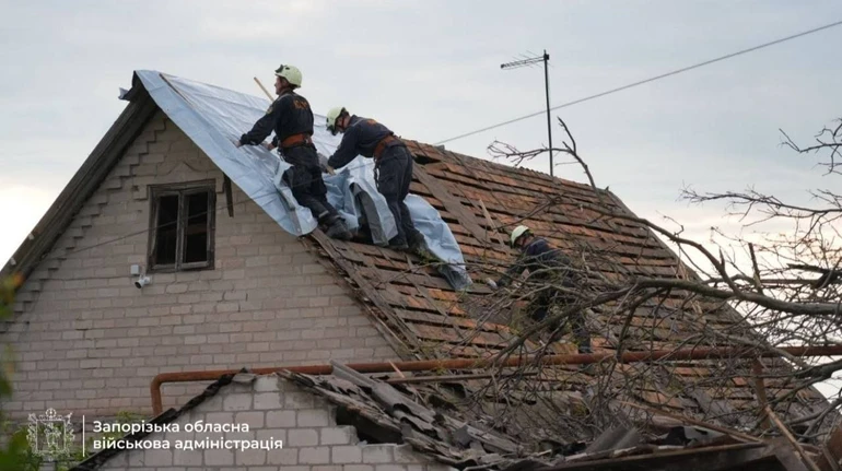 Росіяни знову атакували Запоріжжя: троє людей отримали поранення
