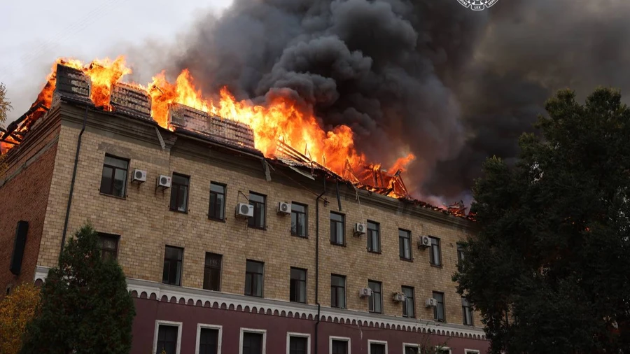 РФ завдала серії ударів по Харкову: постраждали діти, пошкоджені будинки та цирк