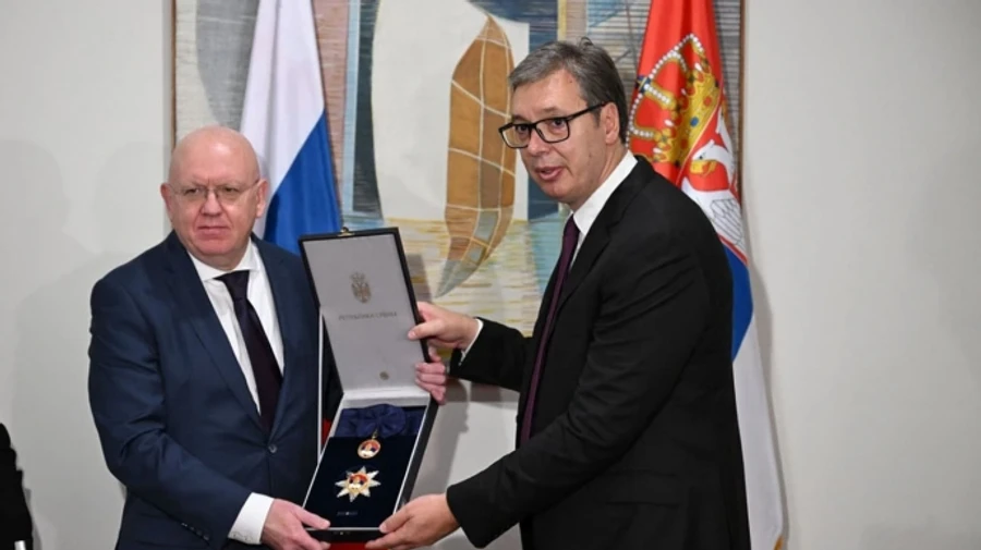 Serbian president honours Russian UN delegation for support on Srebrenica
