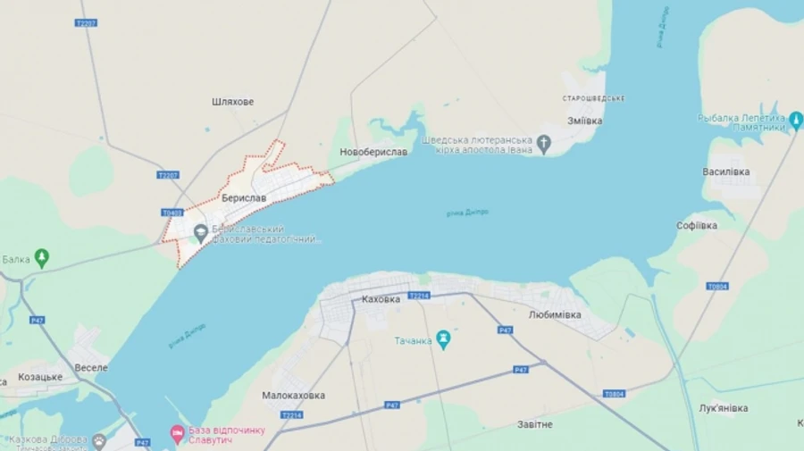 Russians drop explosives from UAV on resident of Beryslav