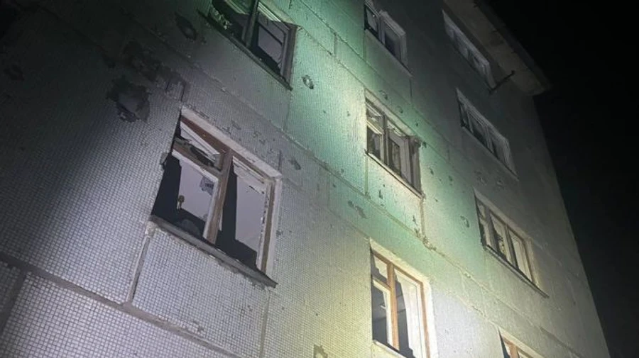 Russian artillery struck Marhanets again, damaging pharmacies, shop and homes – photo