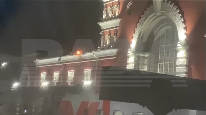 Росіяни заявили про атаку безпілотника на залізничний вокзал Курська