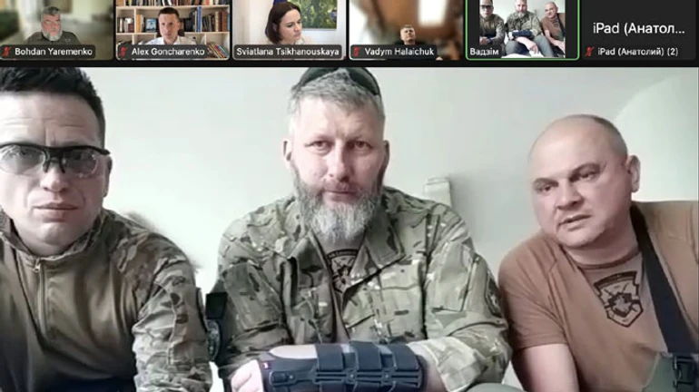 Українські депутати влаштували першу розмову Тихановської та полку Калиновського