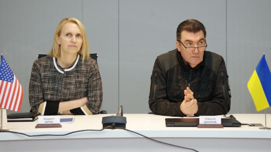 Данілов показав послу США, як Україна контролює зброю, яку отримує від партнерів