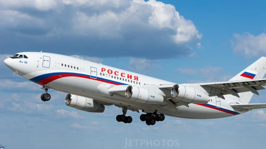 Росія манівцями вивозить з Європи своїх дипломатів