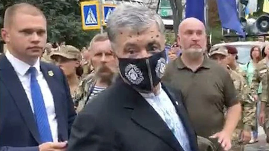 Напавшего на Порошенко должны привлечь к ответственности через суд – Евросолидарность