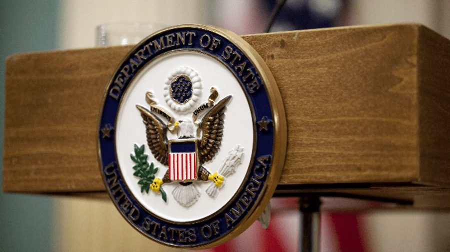 Російські хакери викрали листи чиновників Держдепу США – Politico