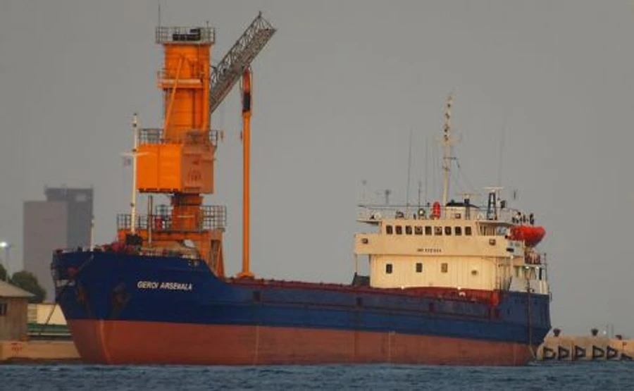 На затонулому суховантажі було 9 громадян України – МНС РФ