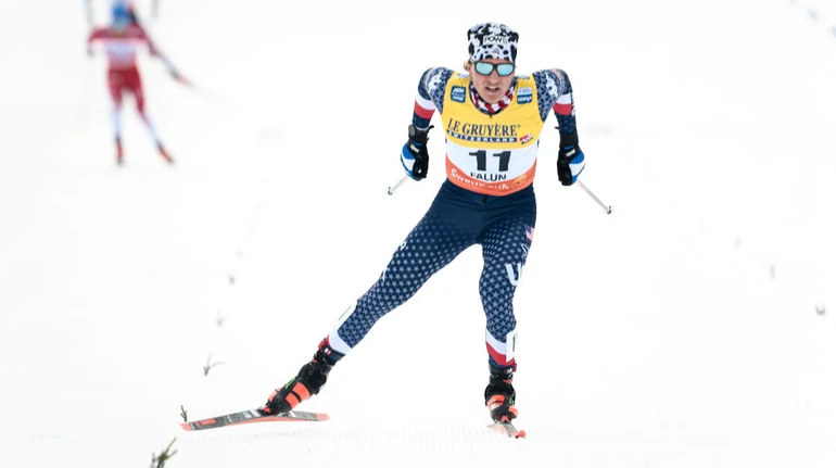 Шумахер выиграл новогодний масстарт на лыжном Тур де Ски