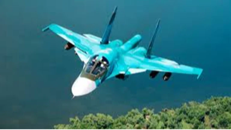 Росія ховає військові літаки у цивільних аеропортах, ЗМІ показало супутникові знімки