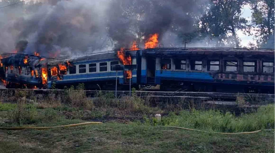 Ten injured in Russian attack on train near Sumy – photos