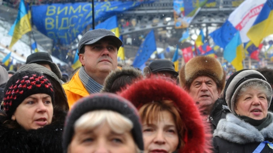 More Ukrainians regularly donate for war purposes, study by Deloitte reveals