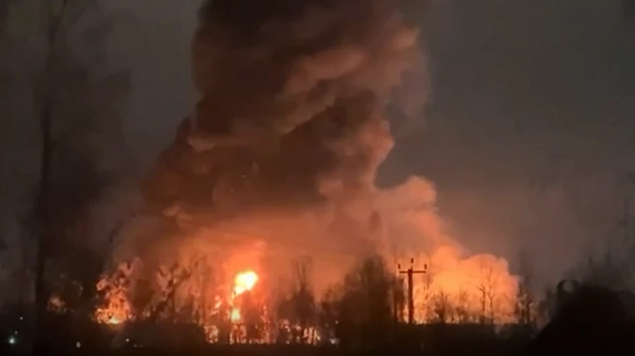 В Подмосковье вспыхнул завод пластика