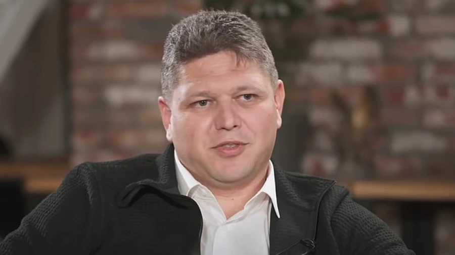 Уряд звільнив голову Державної міграційної служби