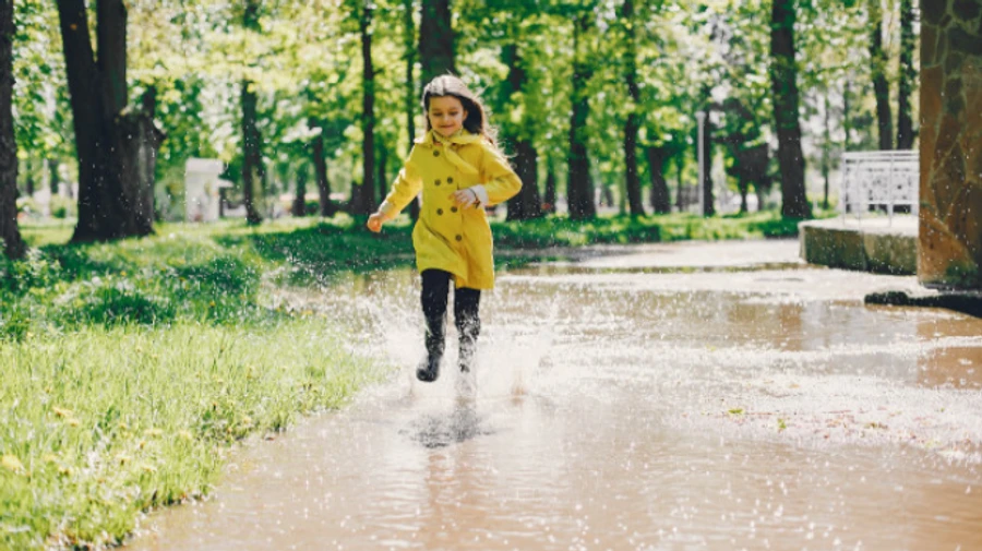 Синоптик: сухої, сонячної погоди – не чекати