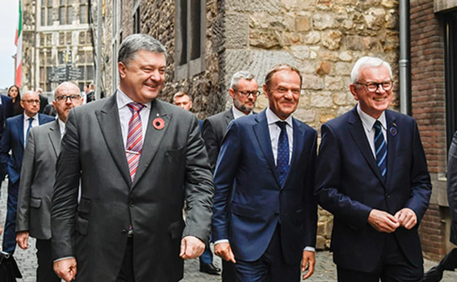 Порошенко и Туск договорились о проведении саммита Украина-ЕС