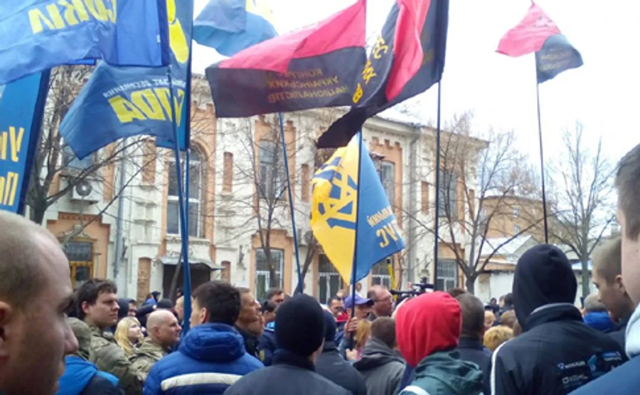 У Полтаві пікетували облуправління поліції, вимагали звільнень