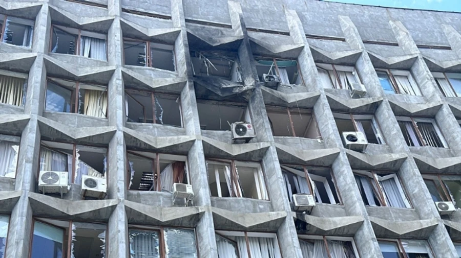 Russian drone strikes building of Sumy Oblast Military Administration – video