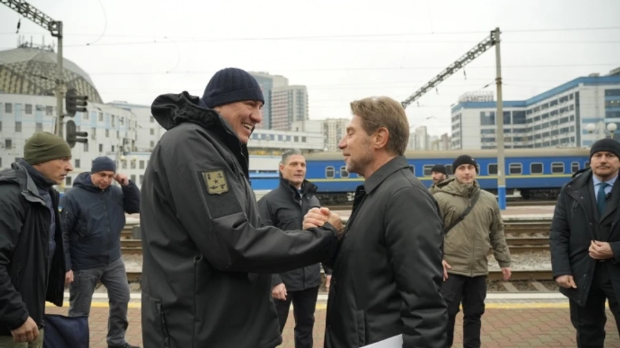 Министр обороны Италии прибыл в Киев с официальным визитом