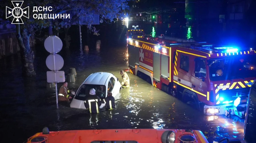 Негода в Одесі забрала життя 9 людей, серед яких дитина