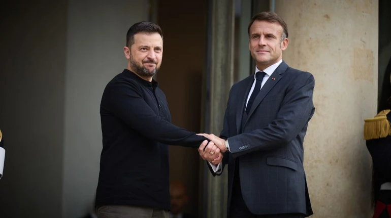 Macron promises Zelenskyy interceptor missiles