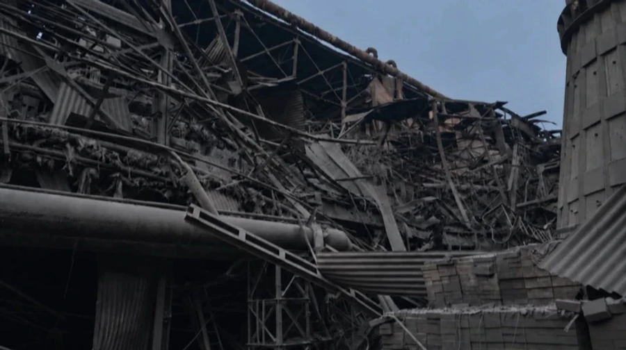 Russia has attacked shut-down Zaporizhzhia Steelworks for fourth time in a month: one injured – photos