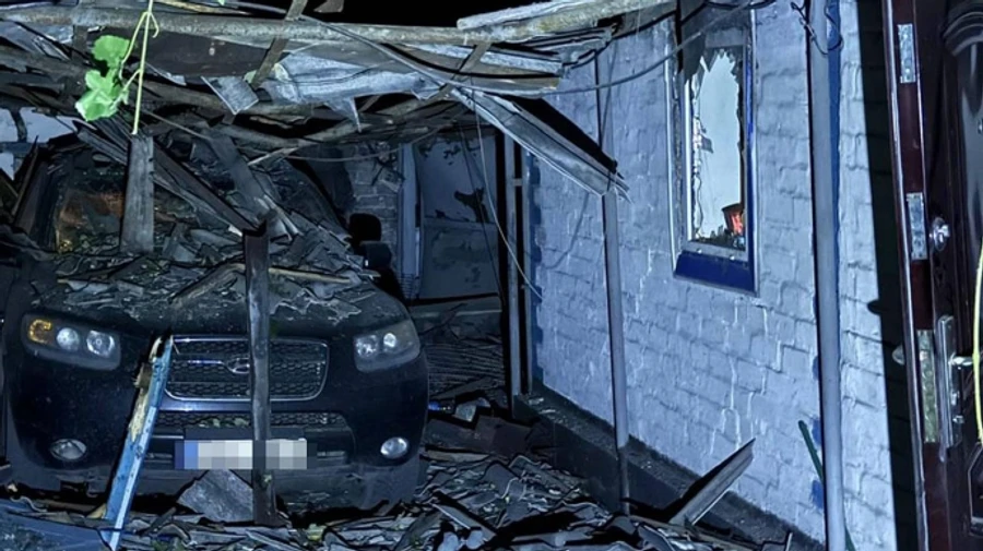 Оккупанты сбросили авиабомбу на Цукурино в Донецкой области: 6 раненых