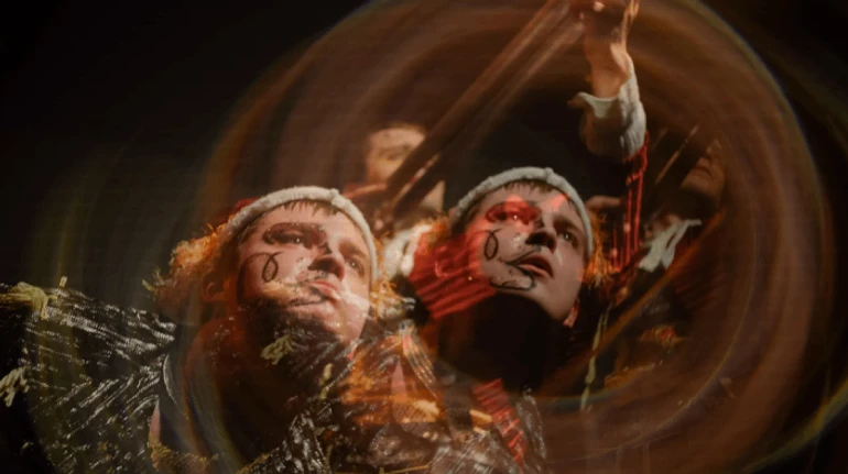 Мандри, лелітки і Йогансен. Харківський вайб у київському Малому театрі на виставі Подорож ученого доктора Леонардо…