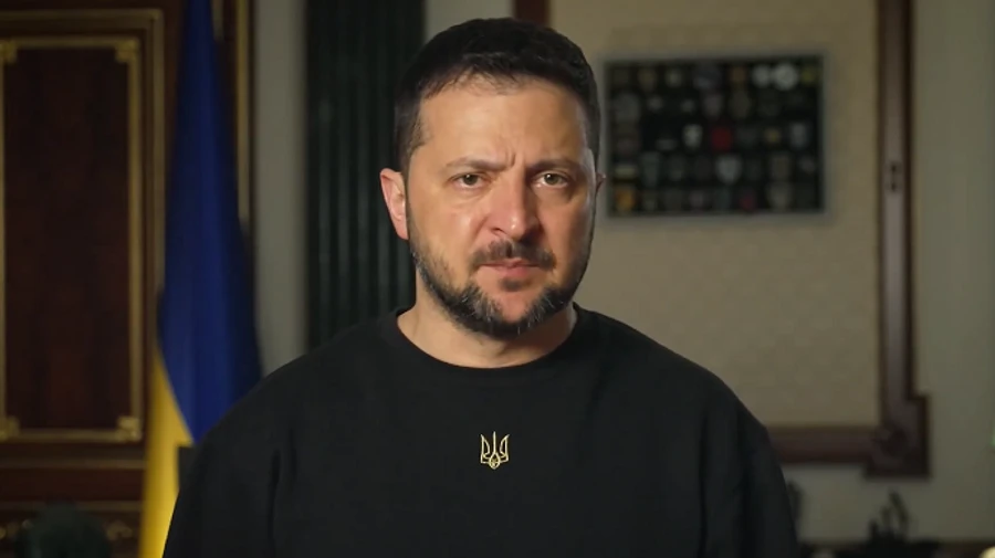 Last strikes of the Russians: Zelensky held a meeting with officials and security forces