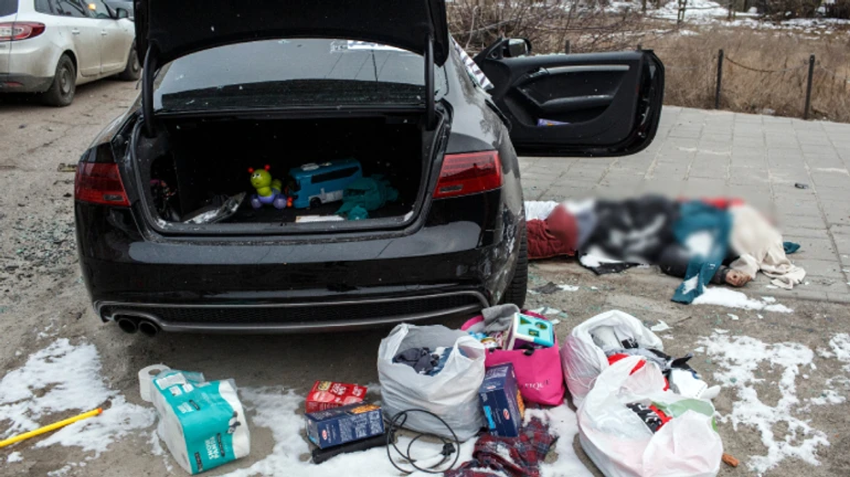 Люди лежали на дорозі та повільно помирали: оголошено підозри за розстріл колони в Ірпені