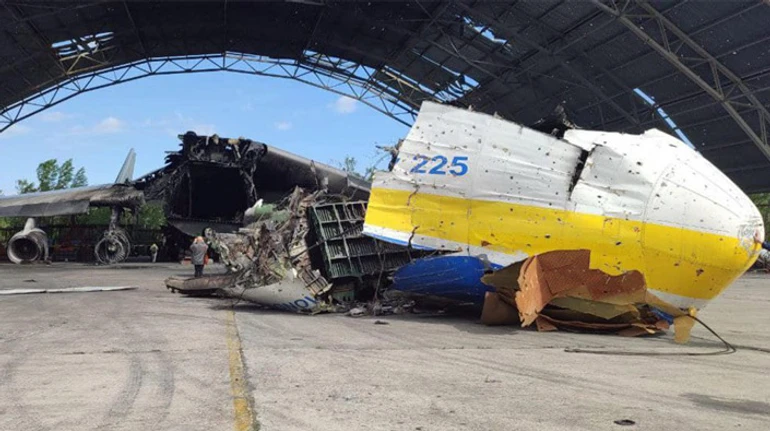 Антонов и партнеры. Как авиационный гигант отдал почти миллион долларов юристам для возврата долга