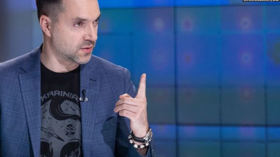 Арестович вважає, що врятував Бутусову життя: Жодної подяки