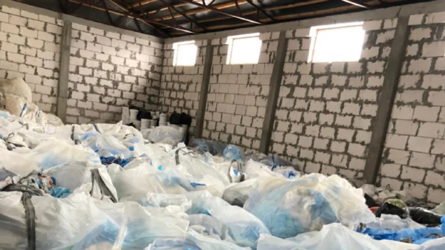 Поліція знайшла звалища епідемічно небезпечних відходів у двох областях