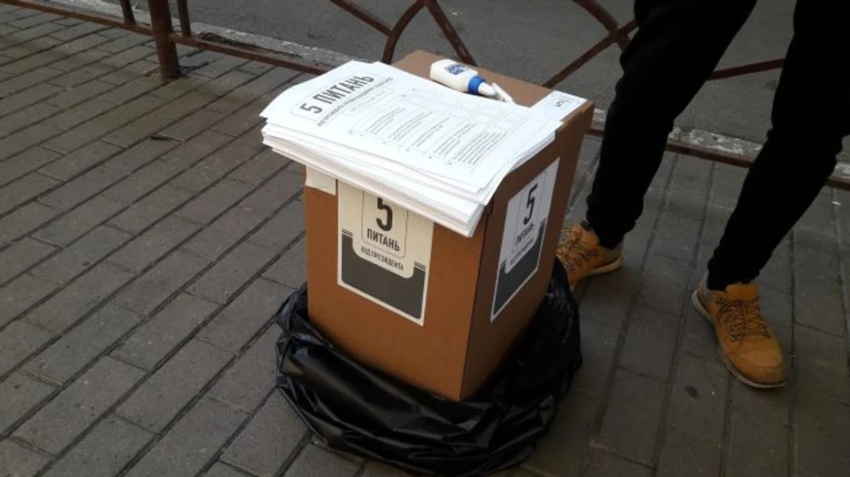 Опрос президента организовывала компания Зе медиа, которая специализируется на кино