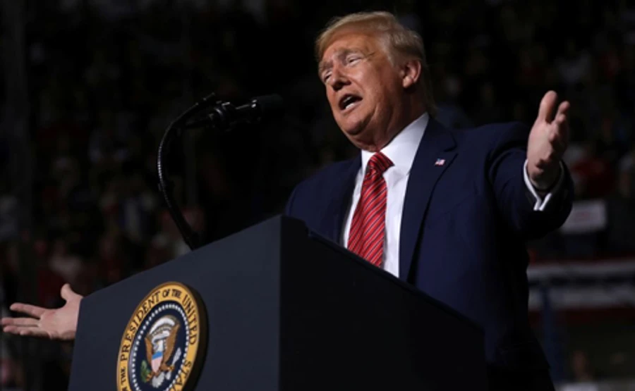 Трамп распространил запрет на въезд в США из Британии и Ирландии через коронавирус