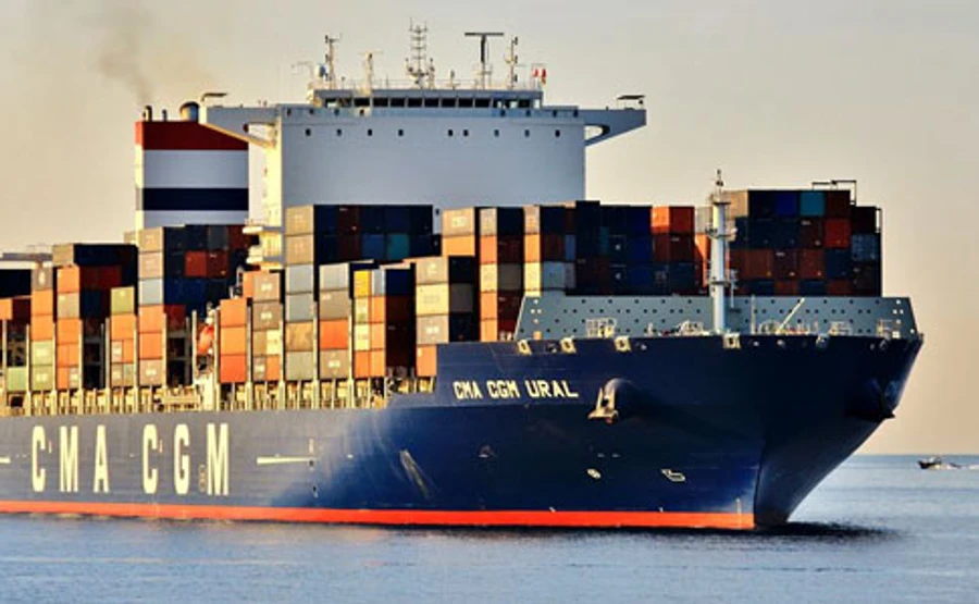 В Одессу прибывает судно из Китая