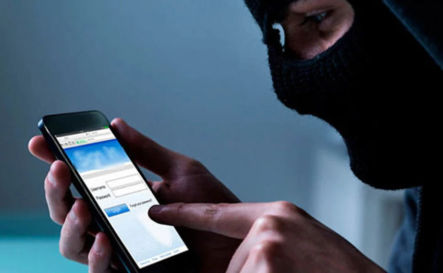 Мошенники требуют деньги на новогодние подарки от имени Генштаба