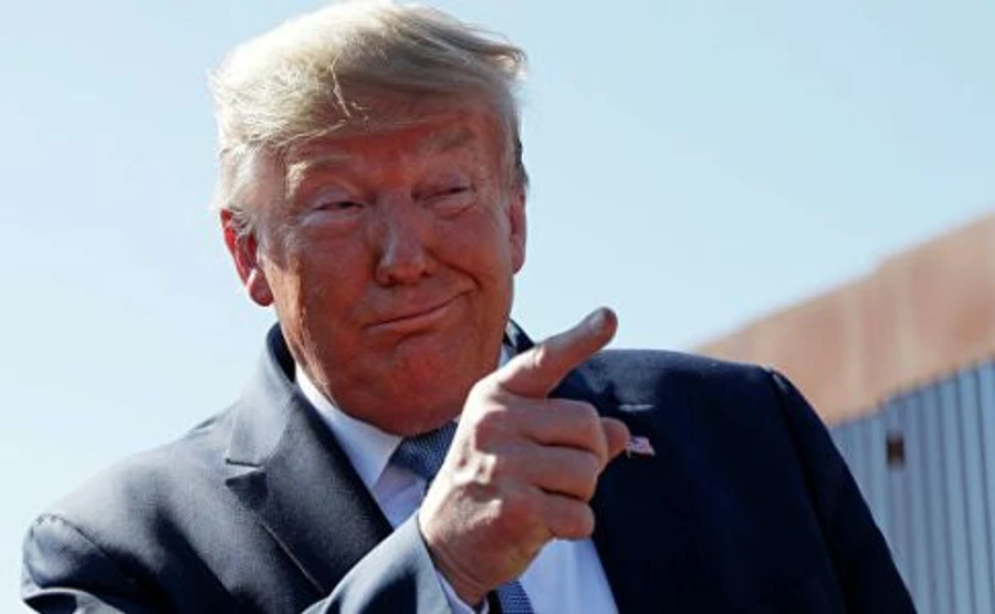 Трамп поручил обнародовать полный телефонный разговор с Зеленским