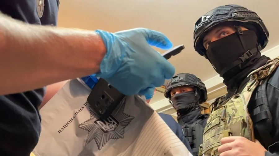 Трех мужчин и женщину задержали в Черкассах за нападение на сотрудников ТЦК