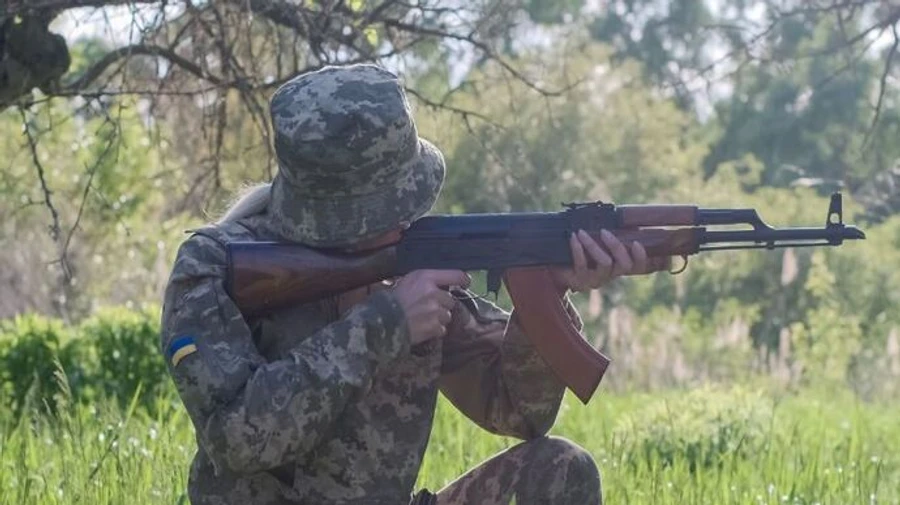 Рада прийняла закон про добровільний військовий облік для жінок