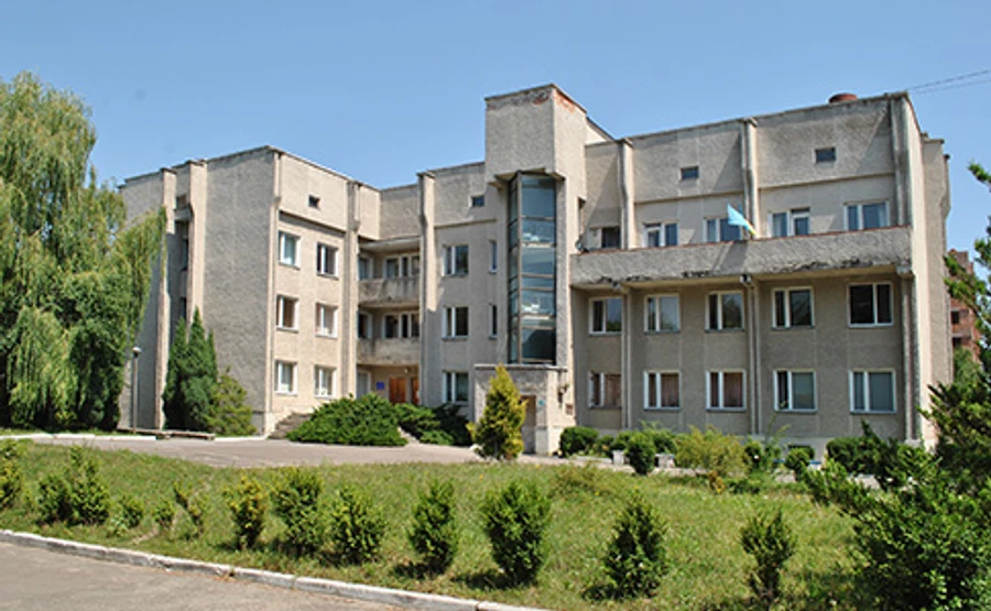 Житель Тернополя на обсервации в больнице покончил жизнь самоубийством