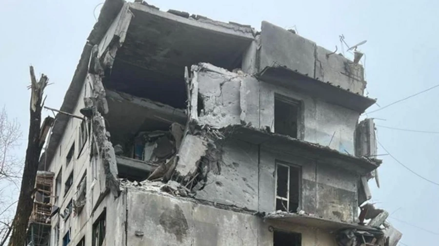 Russians attack Kostiantynivka, injuring 4 people, including mother and her son – photos