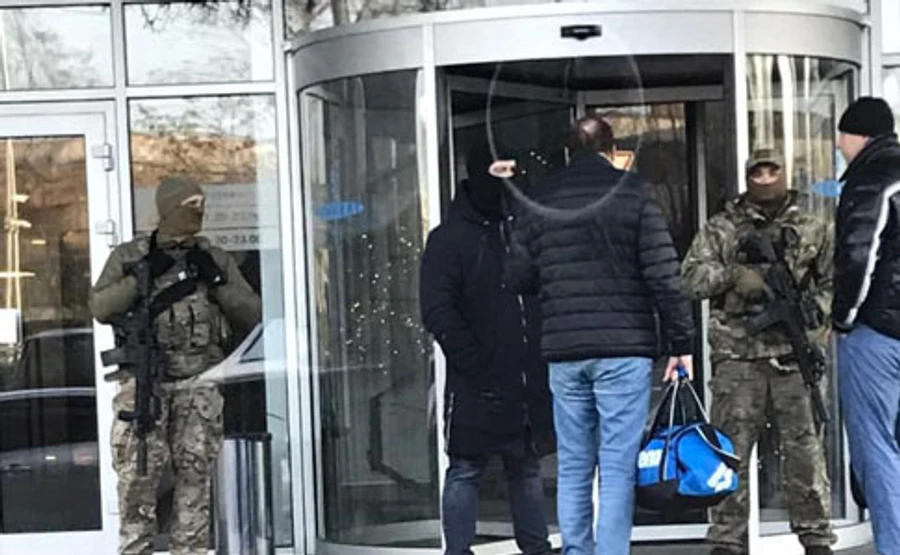 В спортклубе Порошенко обыски  