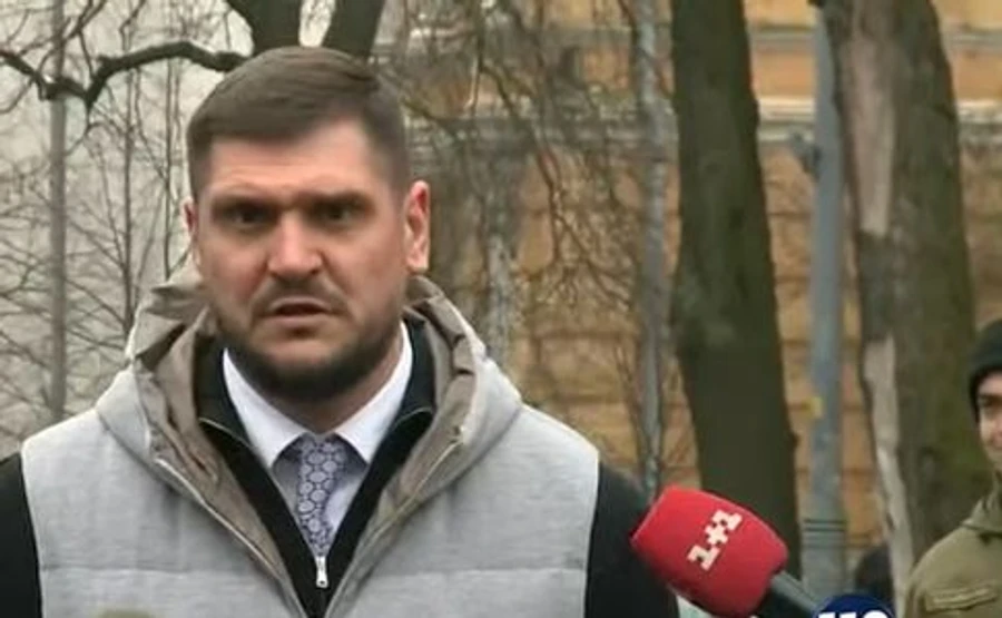 Губернатор Савченко попросил отстранить его на время следствия