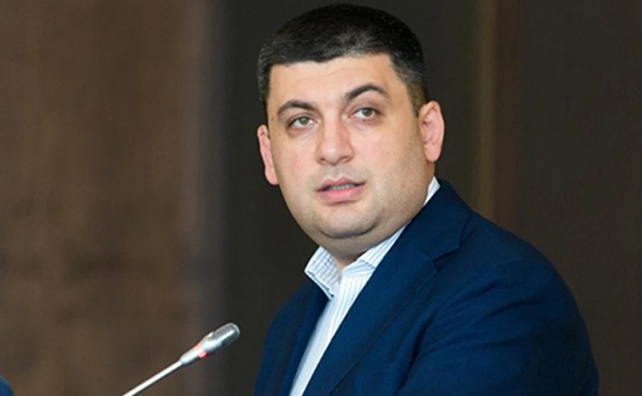 Гройсман отменил визит в Брюссель. Кабмин планирует совещание