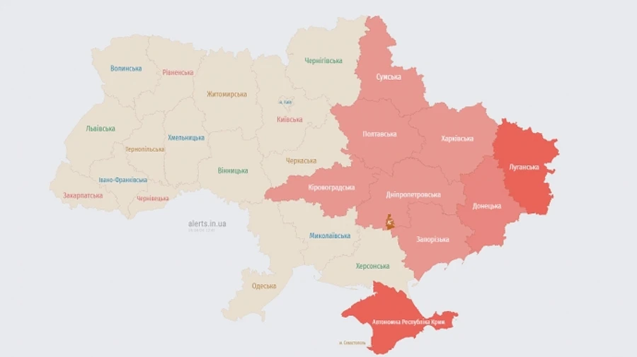 У 8 областях лунала тривога через загрозу ударів балістикою